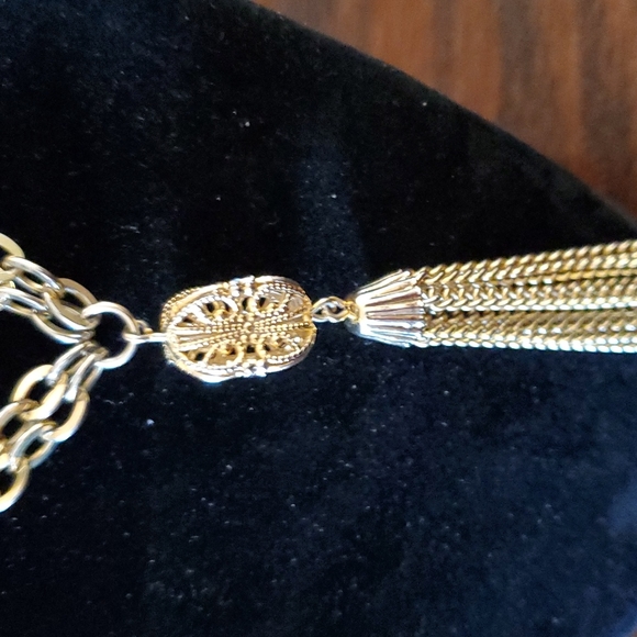 Vintage Emmons Mid Century Gold Tone Necklace With Clear  EMMONS VINTAGE GOLDEN NECKLACE